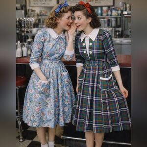 Vintage 1950s Vicky Vaughn Junior Plaid Cotton Dress Peter Pan Collar Pockets